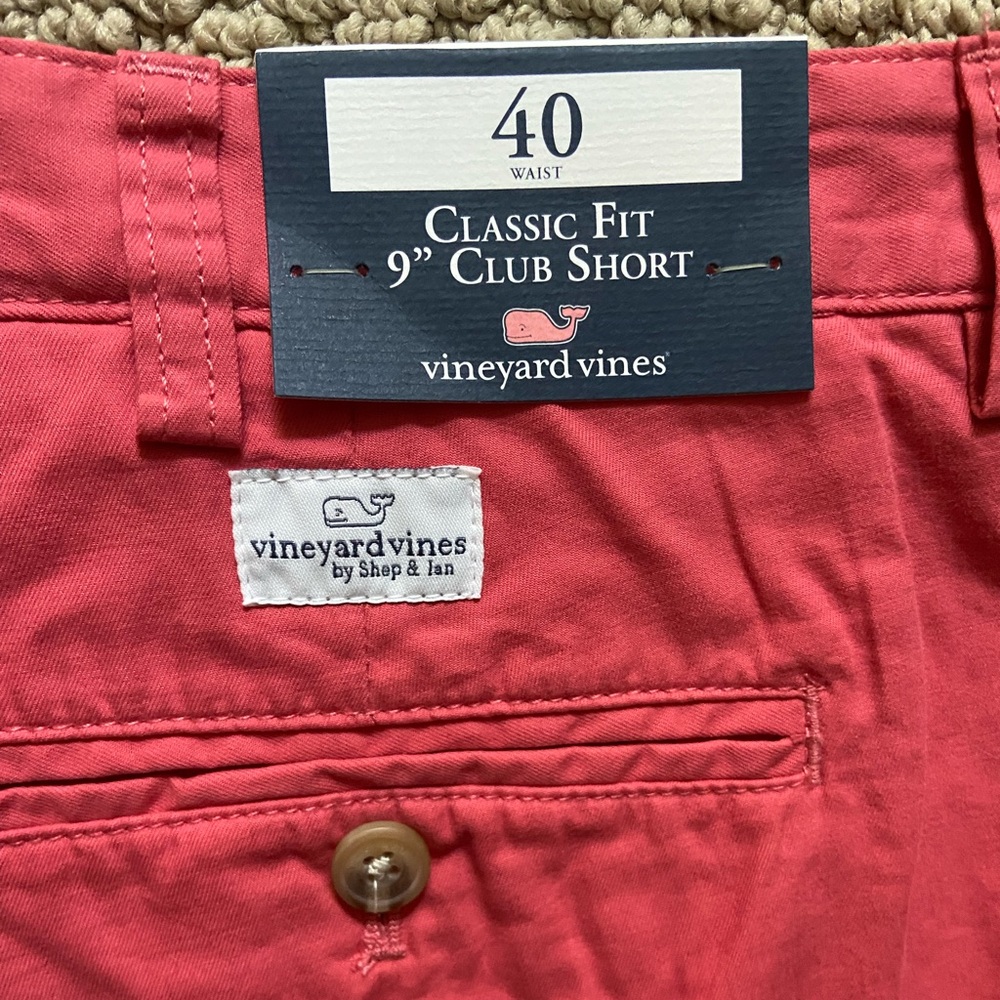 NWT Vineyard Vines 9" Club Shorts in salmon